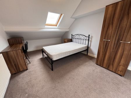 Siward Street, Hull Road - P1875 - Photo 5