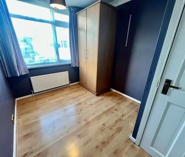 Trinity Close, Northwood, HA6 - Photo 4