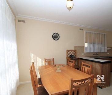 NEAT & TIDY! - Photo 3