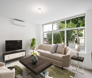 Minutes from the heart of Richmond - Photo 1