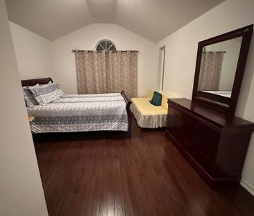 For Lease - 2110 galloway Street, Innisfil, Ontario - Photo 4