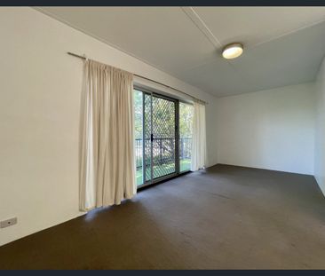 APARTMENT IN THE HEART OF MORNINGSIDE - Photo 1