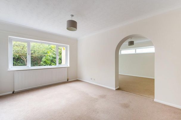 4 bedroom detached house to rent - Photo 1