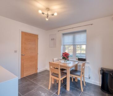 3 bedroom detached house to rent - Photo 2