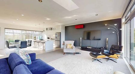 Spacious Family Home in Johnsonville - Photo 3
