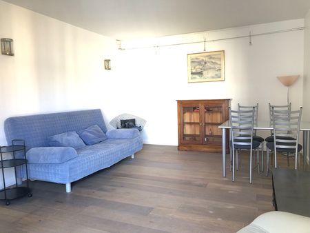 Aix centre Roi René à 2 pas du Cours Mirabeau - 2 pièces meublé 50m² - Photo 2