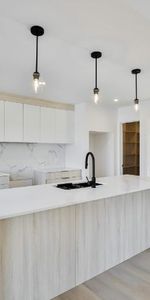 3 CH - 2 SDB - Sainte-Agathe-des-Monts - $2,250 /mo - Photo 3