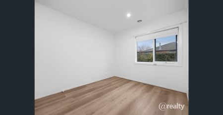 Prime Location – Walk to School and Train Station for Ultimate Convenience! - Photo 5