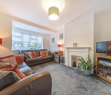 4 bedroom semi-detached house to rent - Photo 6