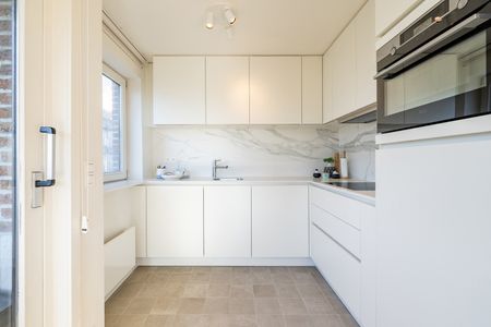 Gerenoveerd en gemeubeld appartement op toplocatie - Open zicht - Foto 3