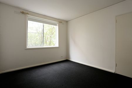 3/38 Creswick Street, Hawthorn VIC 3122 - Photo 4