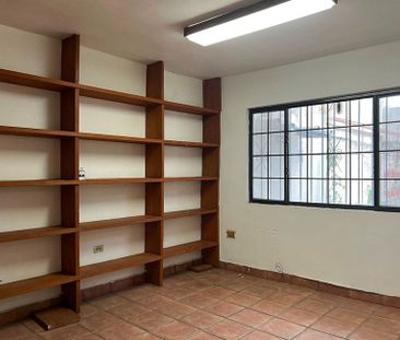 Casa en Renta en Col. Cedros - Photo 1