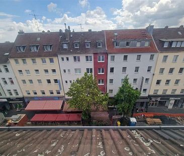 Immobilien-Richter: Dachgeschoss Wohnung direkt an der Nordstraße in Düsseldorf-Pempelfort - Photo 3