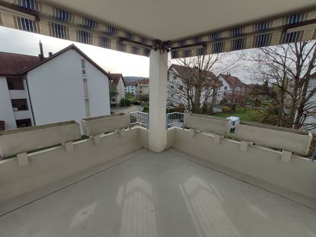 APPARTEMENT 21/2 PIÈCES À DÜBENDORF (ZH), MEUBLÉ, TEMPORAIRE - Photo 4