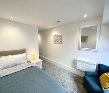 1 bed house share to rent in Bank Parade, Burnley, BB11 - Photo 6