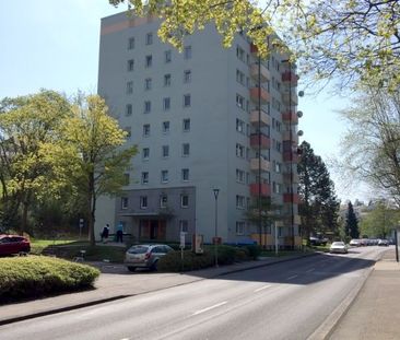 Familienwohnung ab sofort frei! - Foto 1