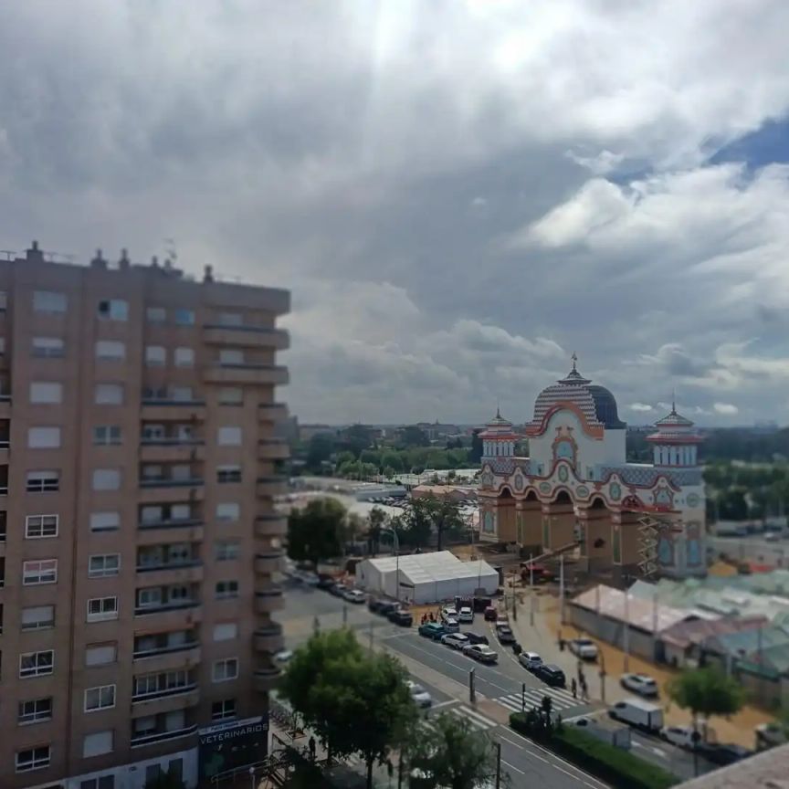 Apartamento de alquiler en Los Remedios - Photo 1