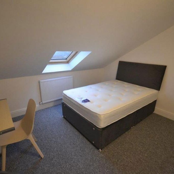 5 bedroom terraced house to rent - Photo 1
