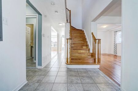 For Lease - 1187 Leslie Drive, Innisfil, Ontario - Photo 3