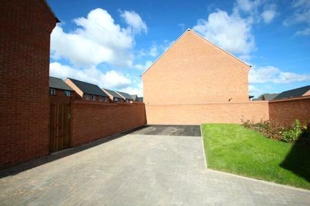 3 bedroom house to rent Ford Drive, Littleover, Derby, DE23 - Photo 5