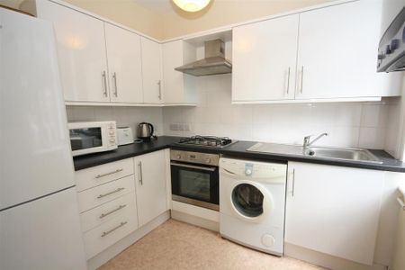 1 bedroom flat to rent - Photo 3