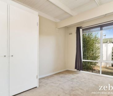 Walk to the village! - Photo 1