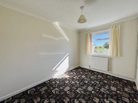 3 bedroom detached bungalow to rent - Photo 5