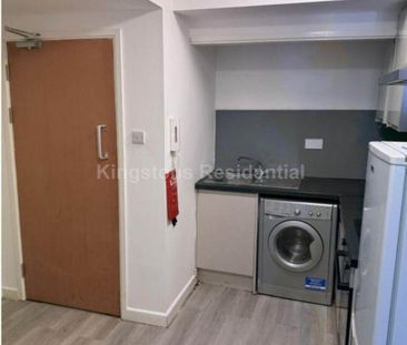 Cardiff, 2 Bedroom Flat at Miskin Street, Cathays, Cardiff, CF24 4AP, 2 Bedroom Flat at Miskin Street, Cathays, Cardiff, CF24 4AP - Photo 3