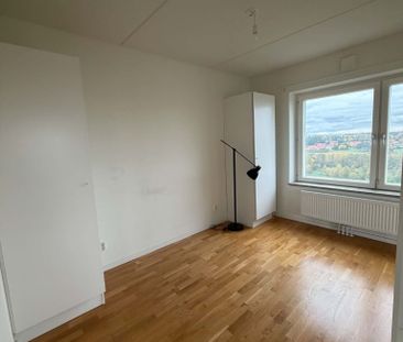 Almbygatan, Spånga - Foto 4