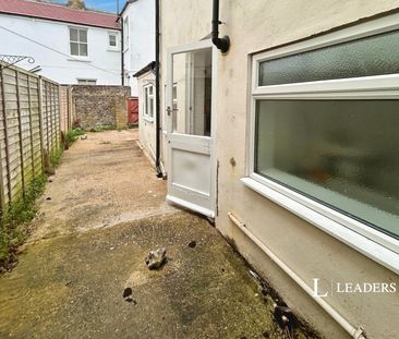 1 bedroom apartment to rent Thorn Road, Worthing, West Sussex, BN11 - Photo 6