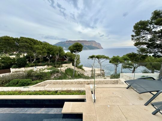 Villa • Cassis - Photo 1