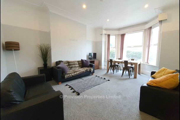 8 Bedroom Houses in Woodhouse - Photo 1