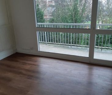Location Appartement 1 pièce 19m² FRESNES 94260 - Photo 1