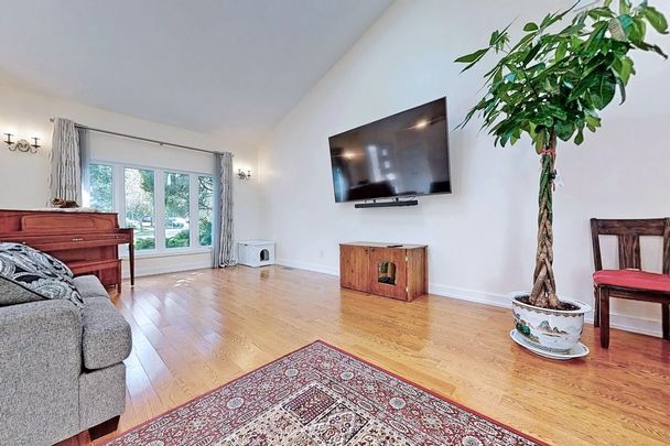 For Lease - 1280 Watersedge Road, Mississauga, Ontario - Photo 1