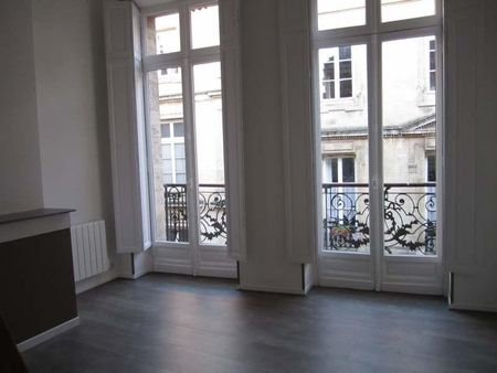 Location Appartement 1 pièce 25m² BORDEAUX 33000 - Photo 3