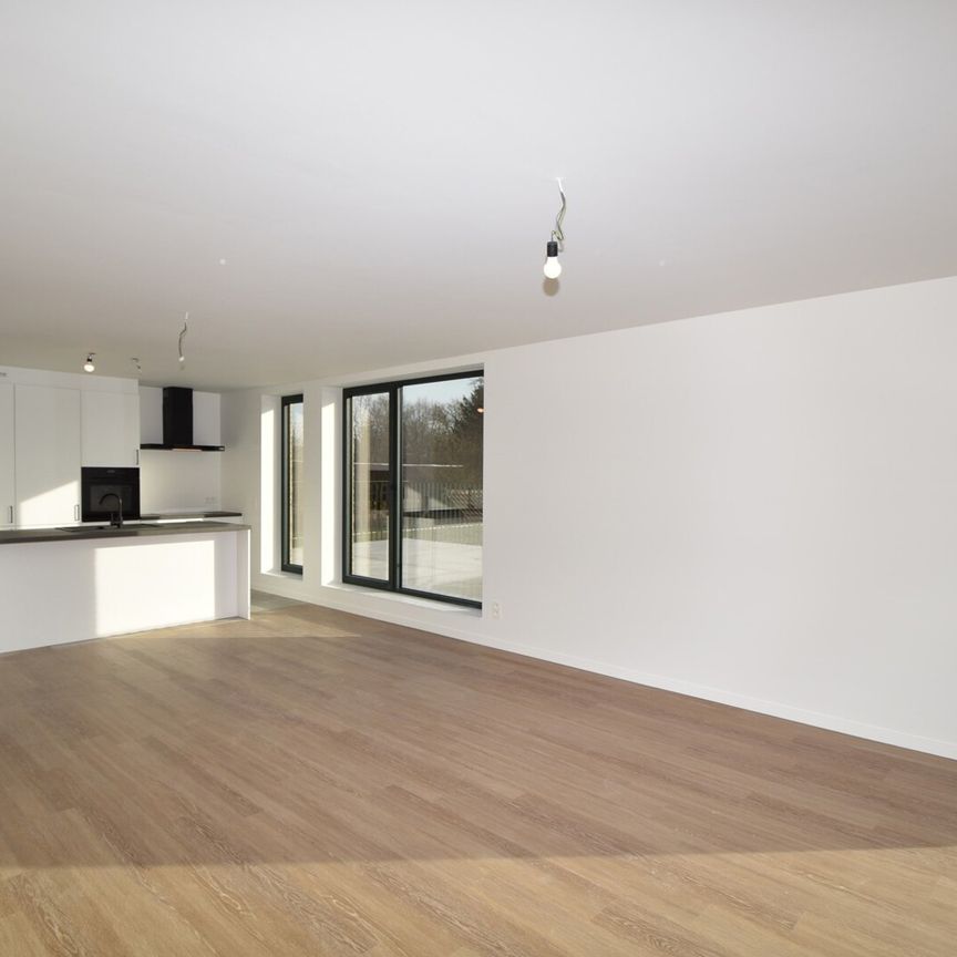 Nieuwbouwappartement van 100m² met 2 slpk. en terras 24m² - Photo 1