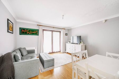 1 bedroom flat to rent - Photo 2