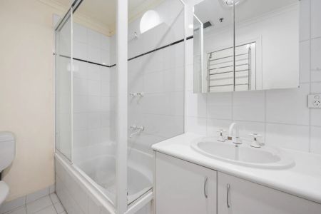 Boutique block in the heart of Melbourne - Photo 5