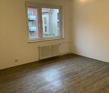 Top renovierte 3 Zimmer Wohnung inmitten der Lübecker Altstadt, sof... - Photo 3