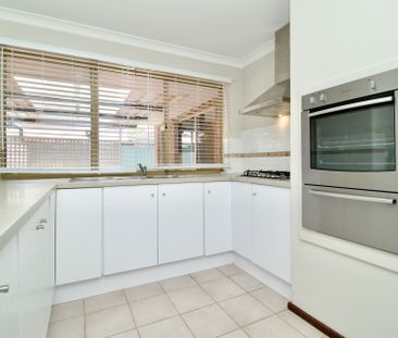 Spacious Coastal Living - Massive Alfresco - Open Friday 7th Feb 4&... - Photo 4