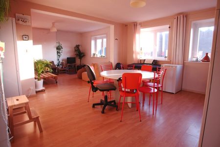 EENSLAAPKAMERAPPARTEMENT IN DE NABIJHEID VAN HET STATION - Foto 2