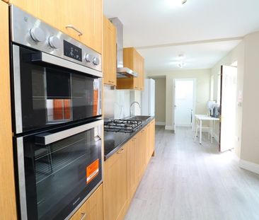 Room in a Shared House, Trundleys Road, SE8 - Photo 5