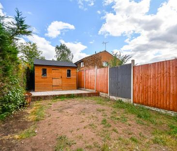 3 bedroom terraced house to rent - Photo 3