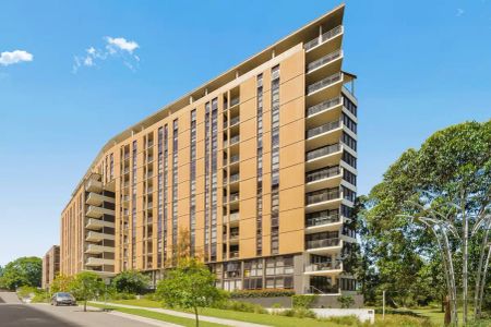 “Luxury, light & Tranquility, Renovated Apartment with Skyline Views in Prime Promenade River Location” - Photo 3