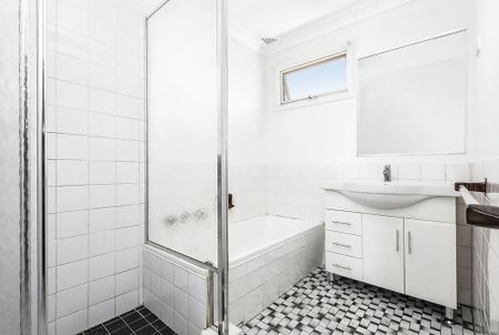 2/34 Townsend Street, Condell Park NSW 2200 - Townhouse For Rent | Domain - Photo 4