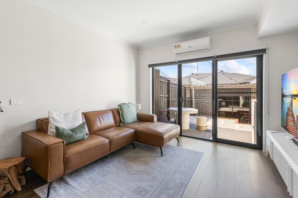 Your New Mickleham Townhouse Awaits! - Photo 1