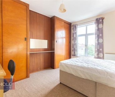 4 bedroom terraced house to rent - Photo 6