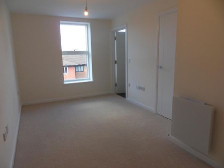 2 bedroom flat to rent - Photo 3
