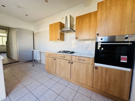 Commercial Road, Kettering - Photo 5