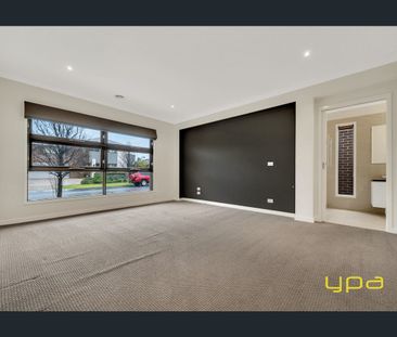 Modern Comfort with Stylish Living - Photo 1